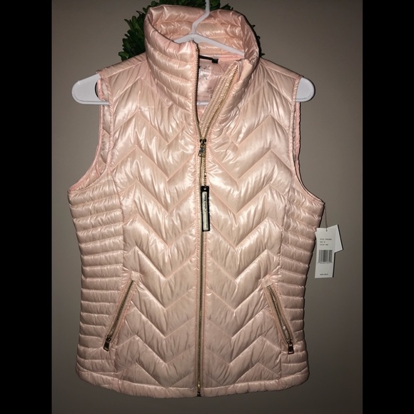 Calvin Klein Jackets & Blazers - NWT Calvin Klein premium down vest
